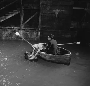 Rowing Boats Prints: Actors Sophia Loren and Peter Sellers during the filming of a scene from the movie