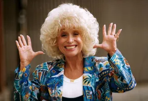 01489 Prints: Actress Barbara Windsor, who is in Newcastle to film the Tyne Tees series