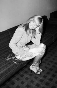 US actress Farrah Fawcett Majors, poses for photographers after news press conference in