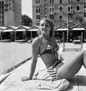 Actress Jacqueline Plessis in Venice. September 1952 C4468
