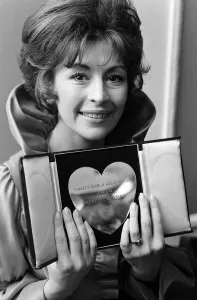Award Prints: Actress Nanette Newman with her award for Variety Club of Great Britain film actress of