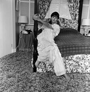 01475 Prints: Actress Nanette Newman at her home in Virginia Water, Surrey