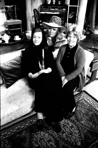 00481 Prints: Actress Patricia Hayes with some of the cast of Relative Values at the Theatre Royal