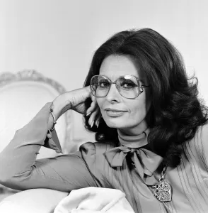 01140 Prints: Actress Sophia Loren, pictured in London where shes promoting her new book. October 1984