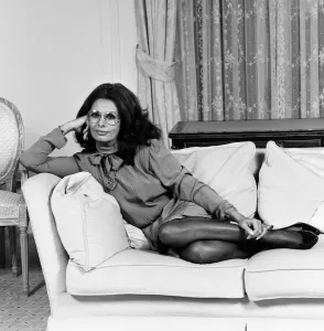01140 Prints: Actress Sophia Loren, pictured in London where shes promoting her new book. October 1984