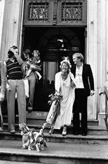 01526 Collection: Actress Stephanie Beacham marries actor John McEnery at Hampstead Registry Office, London