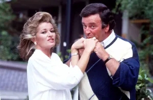 00142 Prints: Actress Stephanie Beacham and Terry Wogan the TV Presenter June 1986