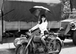 Actress Vicki Michelle seen here on the set of Allo Allo. P005328