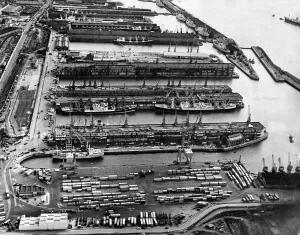 01114 Prints: Aerial photograph showing the £1 million container berth at Gladstone dock