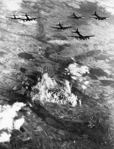 00846 Prints: Aerial view of B17 Fortress bombers of the US 8th Air Force plastering another Nazi
