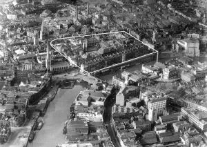 Thirties Prints: An aerial view showing the St Mary Le Port area of Bristol before the Blitz Circa June