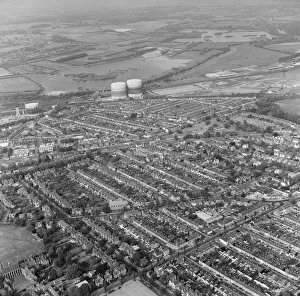 Town Prints: Aerial views of Reading, Berkshire. 26th October 1976