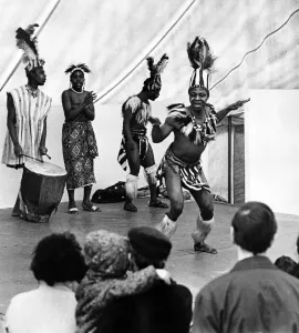 Attractions Prints: African dancers providing entertainment for visitors at Coventry Zoo, Whitley