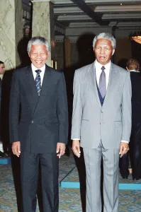 00289 Prints: African National Congress leader Nelson Mandela seen here posing beside his wax work