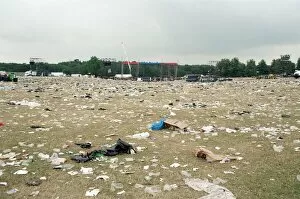01515 Collection: Aftermath of the Oasis concert at Knebworth, Hertfordshire. 12th August 1996