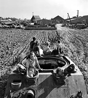Crops Prints: Agriculture Engineer and Contractor, Mr. R. H. Crawford of Frithville, near Boston, Lincs