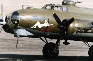 00166 Collection: Air Aircraft Boeing B17 Flying Fortress Sally B WW2 bomber USAF circa 1990