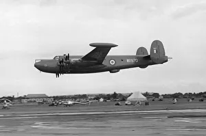 Landing Prints: Aircraft AVRO Shackleton Mk3 Sept 1955 flying at low level down the runway