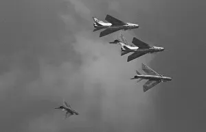 Display Prints: Aircraft English Electric Lightning F3s June 1965 fly in a formation