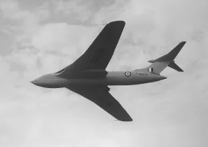00152 Prints: Aircraft Handley Page Victor V force bomber Sept 1955 flying at the SBAC