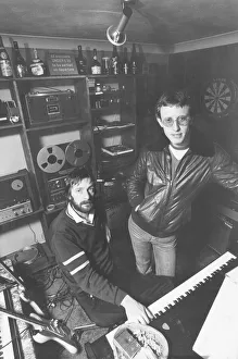 00030 Prints: Alan Hull (seated) and Ray Laidlaw of the pop group Lindisfarne. 25 / 11 / 80