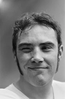 01394 Prints: Alan Minter (born 17 August 1951) is a British former professional boxer who competed