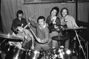 Images Dated 14th August 1980: Alan Minter with pop group Jigsaw at recording studio in Clapham