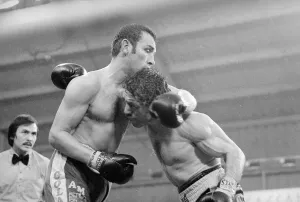 Alan Minter seen here in during his bout against Vito Antuofermo at Caesars Palace