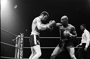 Alan Minter vs. Marvin Hagler, WBA and WBC world middleweight title fight, Wembley Arena