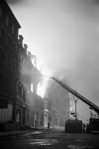 00169 Prints: Aldersgate St. Fires during the 2nd Great Fire of London caused by fire from High