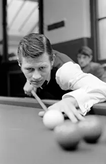 Alex Higgins at the table in a local club. November 1969 Z10851-005