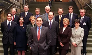 00702 Prints: Alex Salmond shadow cabinet 26th May 1999 SNp party leader
