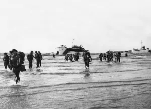 01179 Prints: Allied troops proceed inland into Northern France on the mission to liberate France