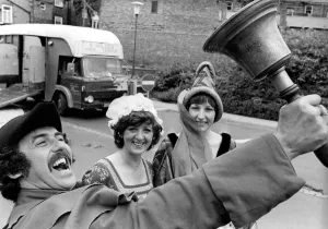 Mouth Prints: Alnwick Town Crier George Neighbour bellows to opens Alnwick Fair