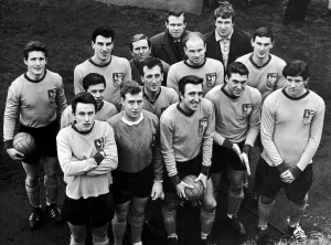 Amateur Prints: Alvechurch team group. Back row left to right: Manager John Hemus and John Mason