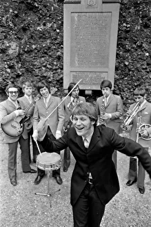00899 Prints: The Amboy Dukes pictured at Reading Abbey Ruins, Berkshire, in 1968
