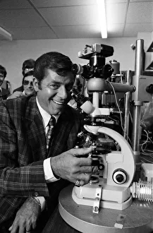 American comedian Jerry Lewis, in London for cabaret season