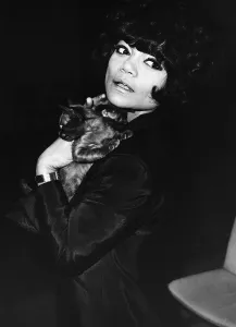 Kitten Prints: American singer and actress Eartha leaving Londons Heathrow Airport for Los Angeles