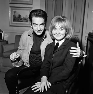 Lulu Prints: American songwriter Neil Diamond pictued at Westbury Hotel with Lulu