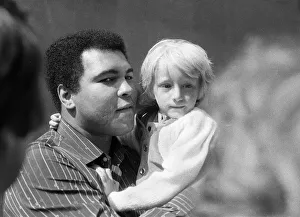 00955 Prints: American former world champion heavyweight boxer Muhammad Ali