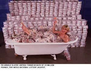 Anthea Turner in bath of 20 million pounds - prize money for this weeks national lottery
