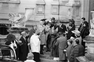 Anthony Andrews as King Edward VIII and Jane Seymour as Wallis Simpson on the set of