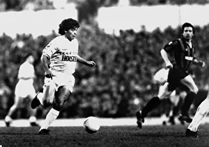 Argentine footballer Diego Maradona playing for Tottenham Hotspur in the Osvaldo Ardiles
