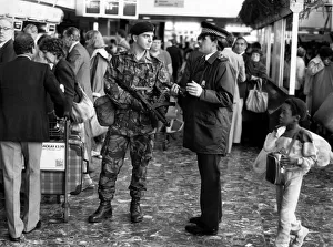 00050 Prints: The army at Heathrow airport today during a show of strength and familiarisation activity