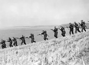 00113 Prints: Army Training. Troops training for a bayonet charge. November 1940 P014901