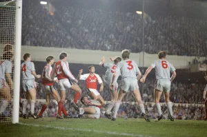 Arsenal 0 v 0 Liverpool, Littlewoods League Cup 3rd round (replay) at Highbury