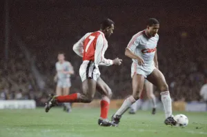 Arsenal 0 v 0 Liverpool, Littlewoods League Cup 3rd round (replay) at Highbury