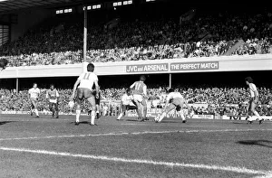 Arsenal 0 v. West Ham United 0. Division One Football. November 1986 LF20-25-048