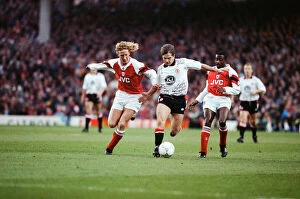 Images Dated 19th December 1992: Arsenal 1-1 Middlesbrough, Premier league match at Highbury, Saturday 19th December 1992