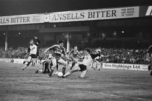 Arsenal 1 v 2 Liverpool, Littlewoods 2nd round (replay) at Villa Park